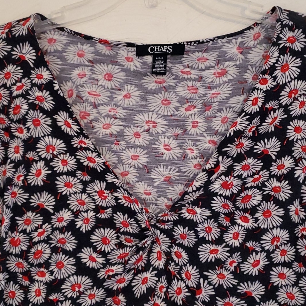 CHAPS sleeveless knotted neckline daisy top L. Red White Blue EUC